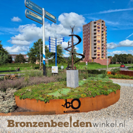 ROTONDE BEELD OP MAAT