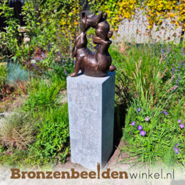 Beeld voor in de tuin "Hazen liefde" BBW0364br