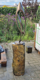 Geborgenheid op basalt sokkel