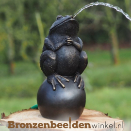 Kikker op bal water spuitfiguur BBW0926BR