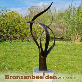 Abstract tuinbeeld "De Levensboom" op Basalt sokkel