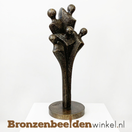 Beeldje Gezin met 5 Personen BBW2385br