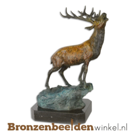 Bronzen hert op rots beeld BBWYC7