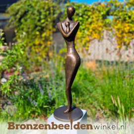 Tuinbeeld "Geborgen bij moeder" BBW2935br