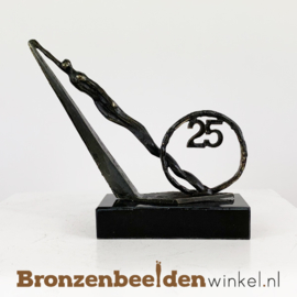 Jubileumgeschenk "De mijlpaal met jaartallen" BBW006br60j