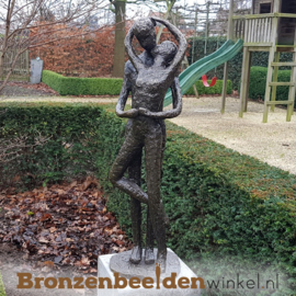 Bronzen liefdesbeeld tuin BBW1616br