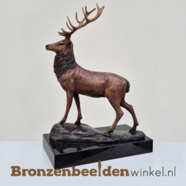 Bronzen hert beeldje op sokkel BBW1185os