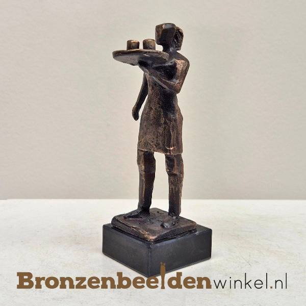 Horeca beeld "Serveerster" BBW23pb49