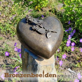 Gedenksteen met urn "Hart met roos" BBW0568br