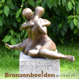 Omhelzend paar als tuinbeeld BBW2125br