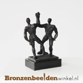 Zakelijk beeldje "High Five" BBW004br86