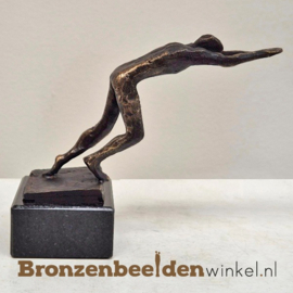 Beeldje zwemmer "De Duiker" BBW23pb51