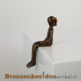 NR 7 | Bronzen beeld Rotterdam "Gezin op bankje ouders met 3 dochters"BBW001br51