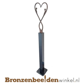 Groot bruiloft cadeau "Eeuwige liefde" op sokkel BBW007br24