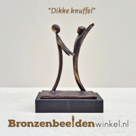 Beeldje "Dikke knuffel" BBW01br45