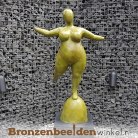 Groot tuinbeeld "Dikke Dame" BBW91100