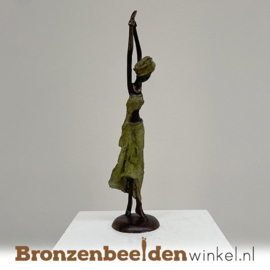 Afrikaans beeld "Energiek" 35 cm bbwST14GR35