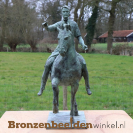 BRONZEN BEELD MAN EN PAARD OP MAAT