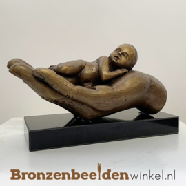 Geboortegeschenk beeldje "Pasgeboren Baby" BBW002270br