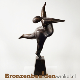 Bronzen beelje van een dikke dame BBWFHDD