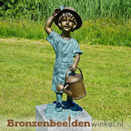 Kinderbeeld "Meisje met Gieter" van brons BBW1538br