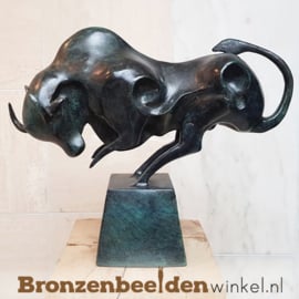Bronzen abstracte stier beeld BBWFHST01G