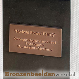 BORSTBEELD IN OPDRACHT HORIZON FLOWER FAMILY