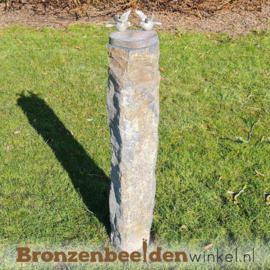 Bronzen vogels op vogeldrinkbakje BBW85395