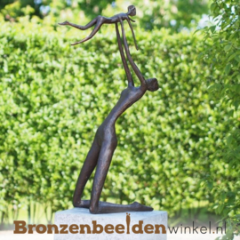 Moeder en kind beeld "Moederliefde" BBW88200