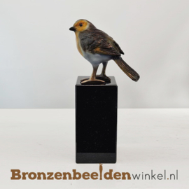 Cadeau Roodborstje vogel op sokkel BBWF6535fa02