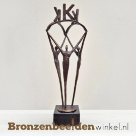 JUBILEUM BEELDJE IN OPDRACHT DE LANGE & KORTLAND NOTARISSEN