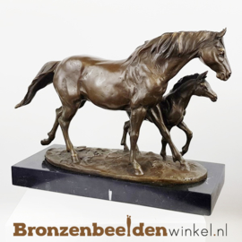 Beeld paard met veulen BBWBMbr68