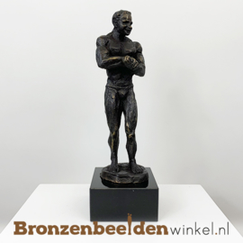 Beeldje "De bodybuilder" BBW002br55