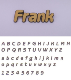Bronskleurige aluminium letters Frank