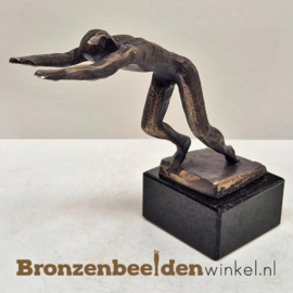 Beeldje zwemmer "De Duiker" BBW23pb51
