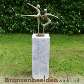 NR 10 | 68 jaar getrouwd cadeau "Swingend Danspaar" tuinbeeld BBW0361br