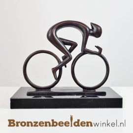 Modern wielrenner beeldje voor in huis BBW61001