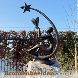 Beeld voor in de tuin "Kusjes naar de hemel" - XL versie BBW01br43XL