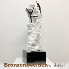 Zakelijk geschenk "Juiste keuzes (WIT)" op sokkel BBW005br13