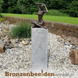 Bronzen tuinbeeld vrouw abstract BBW1189br