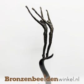 Zakelijk beeldje "Samen de sprong wagen" BBW005br63