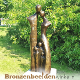 Bronzen tuinbeeld "Gezin met 3 kinderen" BBW2390br