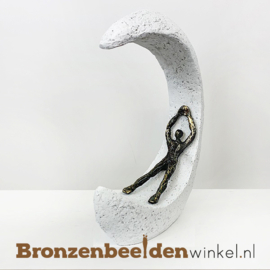 Kunst beeldje "Ontspannen" voor in huis BBW005br16