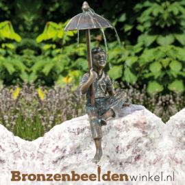 Waterspeler "Jongetje onder paraplu" BBWR88649