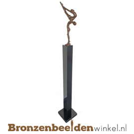 Groot bruiloft cadeau "Balans" op sokkel BBW007br23