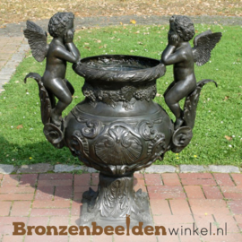 Bronzen tuinvaas met engelen BBW343