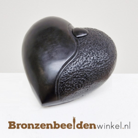 Bronzen urn in hartvorm BBW0664br