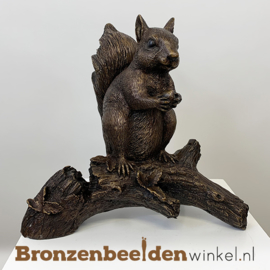 NR 10 | Cadeau vrouw 90 jaar ''Bronzen eekhoorn beeld'' BBW1168br