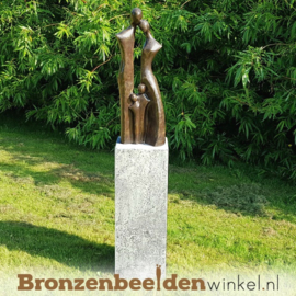 Bronzen tuinbeeld "Gezin met 2 kinderen" BBW2387br