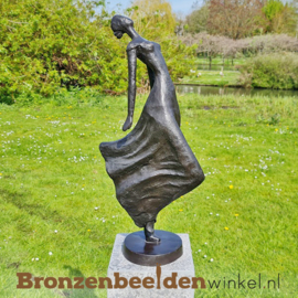 Bronzen tuinbeeld "Statige Dame" BBW2084br